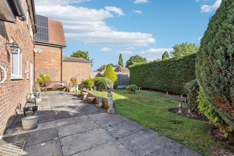 undefined, Deerings Drive, Pinner HA5