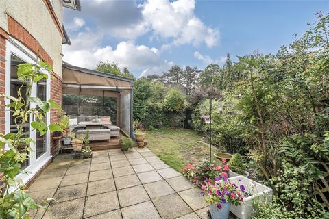 3 bedroom detached house for sale, Cartbridge Close, Send, Surrey, GU23