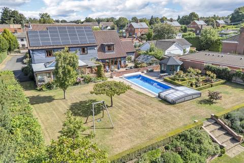 5 bedroom detached house for sale, Stow Road, Ixworth
