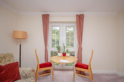 1 bedroom flat for sale, Chestnut House, Woodland Court, Bristol