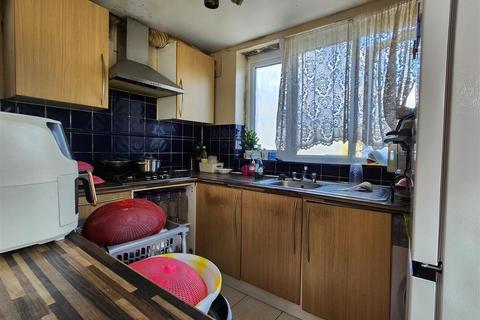 undefined, Sheringham Avenue, London
