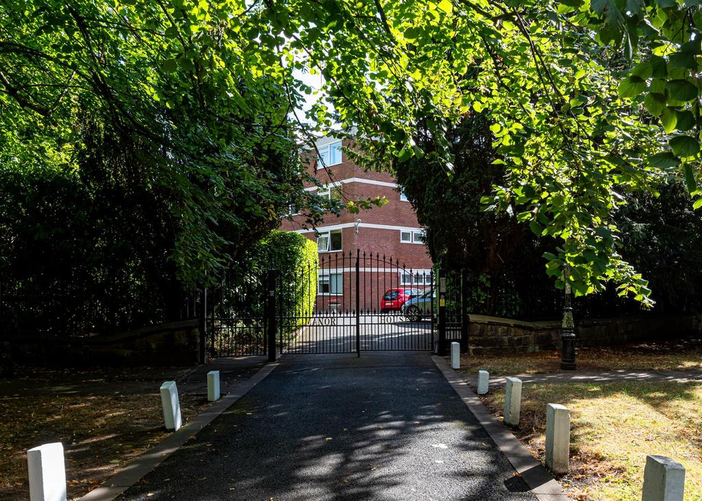 Flat 6, The Manor House-external-06.jpg