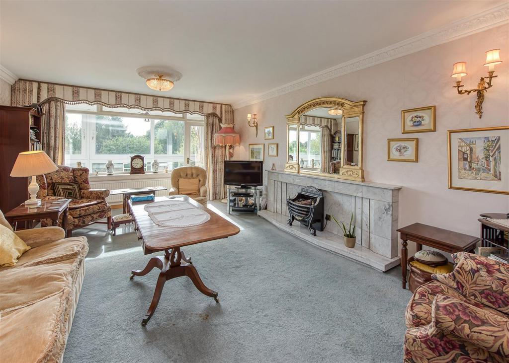 Flat 6, The Manor House-internal-09.jpg