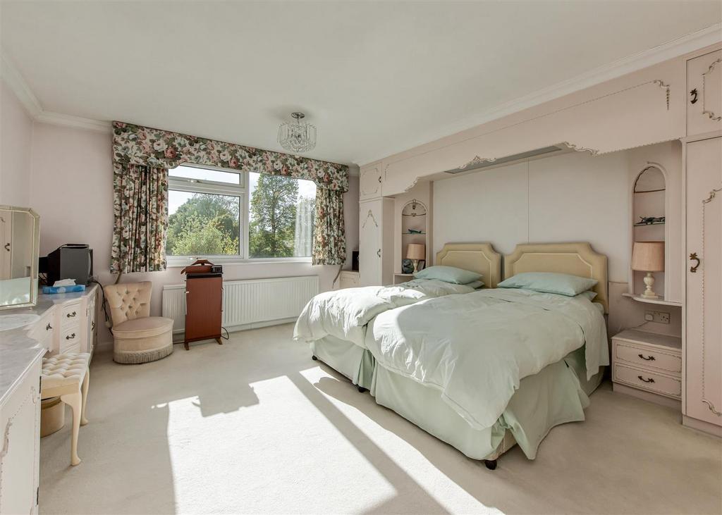 Flat 6, The Manor House-internal-08.jpg