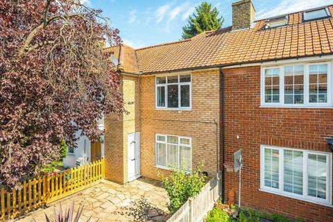 1 bedroom flat for sale, Alderbury Road, London SW13