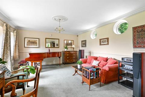 undefined, Old Vicarage Gardens, Skellingthorpe, Lincoln