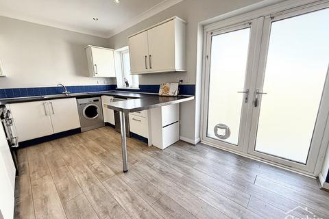 2 bedroom bungalow for sale, Columbia Road, Bournemouth, BH10 4