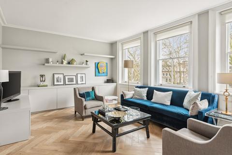 3 bedroom flat to rent, Cornwall Gardens, South Kensington, London, SW7
