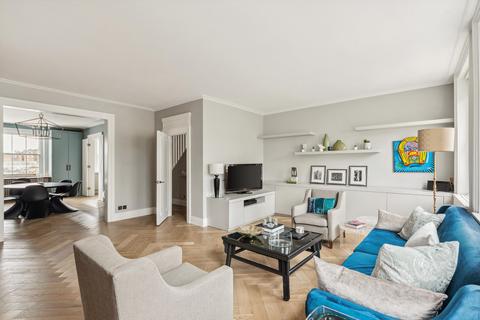 3 bedroom flat to rent, Cornwall Gardens, South Kensington, London, SW7