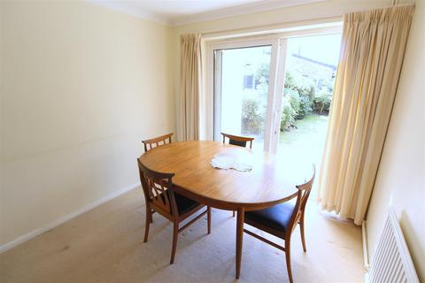 undefined, Granville Close, Byfleet, West Byfleet