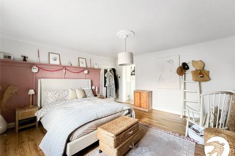 3 bedroom semi-detached house for sale, East Street, Sittingbourne, Kent, ME10