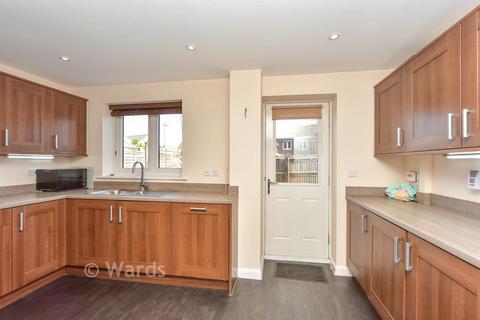 4 bedroom detached house for sale, Petunia Avenue, Sheerness ME12
