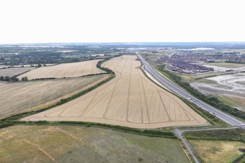 undefined, Luton Road, Chalton, LU4