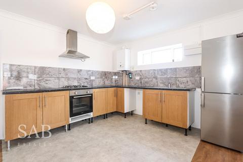 3 bedroom end of terrace house to rent, Edward Road, Northolt, UB5