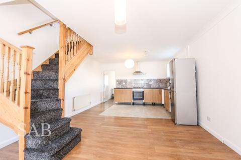 3 bedroom end of terrace house to rent, Edward Road, Northolt, UB5