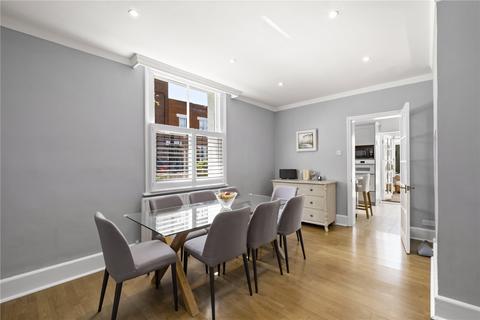 undefined, Castelnau, Barnes, London, SW13