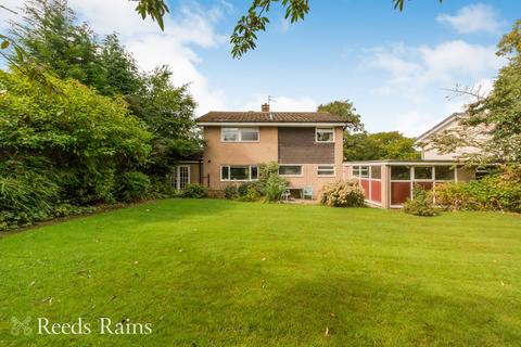 4 bedroom detached house for sale, Hall Lane, Macclesfield SK11