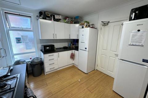 9 bedroom detached house to rent, Forster Road, Hampshire SO14