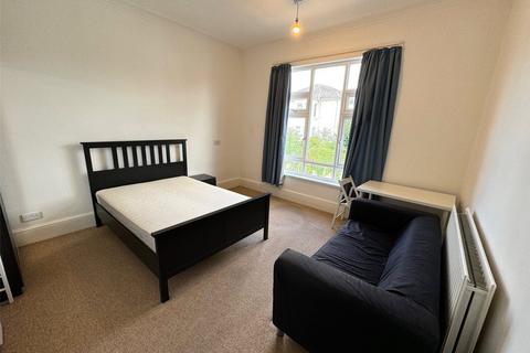 9 bedroom detached house to rent, Forster Road, Hampshire SO14