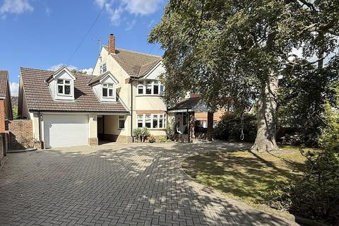 undefined, 10 Stradbroke Road, NR33
