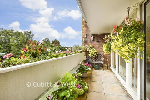 Bancroft Court, Reigate, Surrey