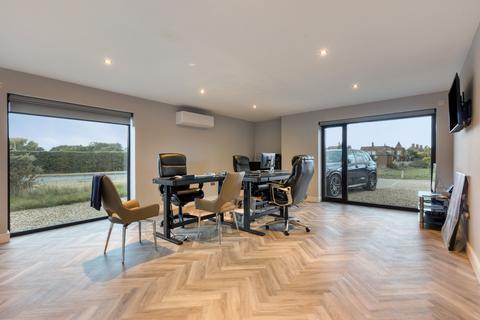 undefined, Chain-Free Modern Three Storey Home in Ingoldisthorpe