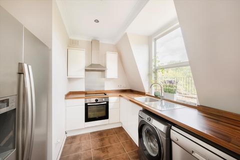 2 bedroom flat for sale, Goldhurst Terrace, London, NW6