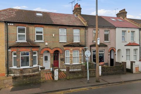 Clarence Road, Grays RM17