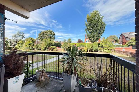 2 bedroom flat for sale, Scarisbrick New Road, Southport PR8