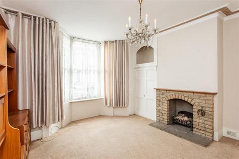 3 bedroom terraced house for sale, Clinton Road, Mile End, E3