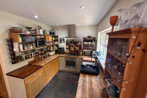 25 Cresta Gardens, Nottingham, NG3 5GD