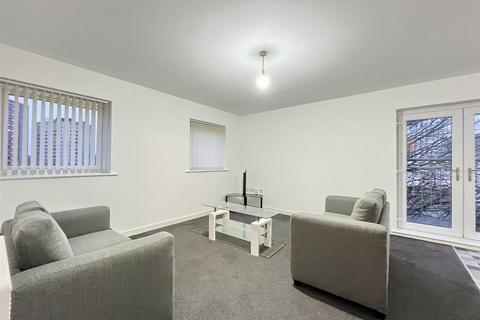 2 bedroom apartment to rent, Delta Point, Blackfriars Road, Salford