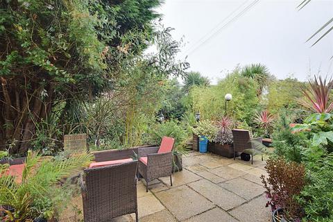 49 Barrack Road, Bexhill-on-sea, TN40 2AZ