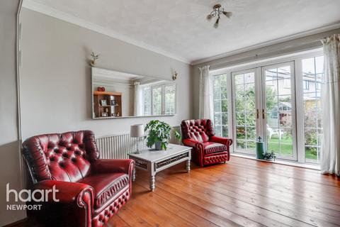 3 bedroom detached house for sale, Traston Close, Newport