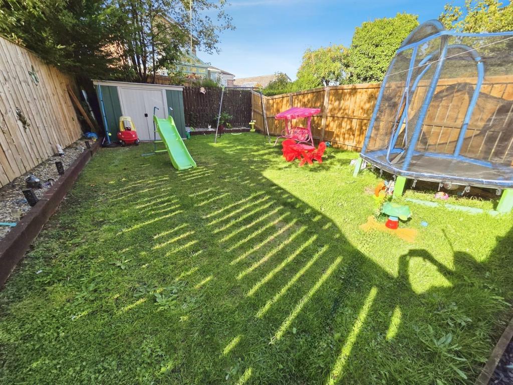 Pbox-garden-335026.jpg