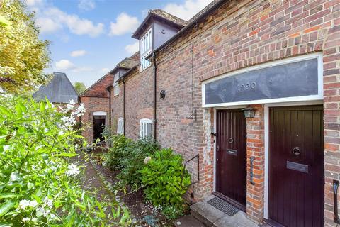 2 bedroom terraced house for sale, Draymans Mews, Chichester PO19