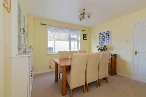 undefined, The Fairway, Maidenhead SL6