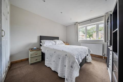 10 Elmside, Milford, Godalming, GU8 5EG