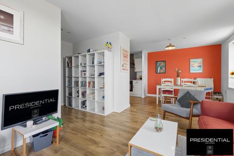 2 bedroom flat for sale, Tottenham N17