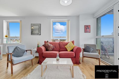 2 bedroom flat for sale, Tottenham N17