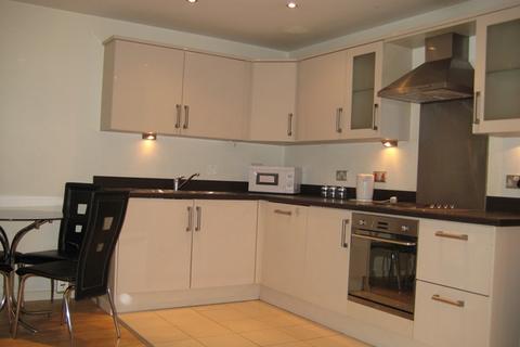 2 bedroom apartment to rent, MASSHOUSE LARGE FURNISHED 2 BED WITH PARKING