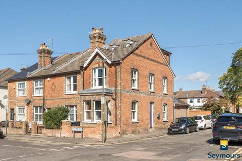 4 Artillery Terrace, Guildford, GU1 4NL