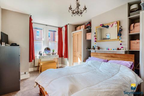 4 Artillery Terrace, Guildford, GU1 4NL