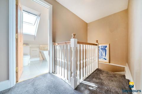 4 Artillery Terrace, Guildford, GU1 4NL