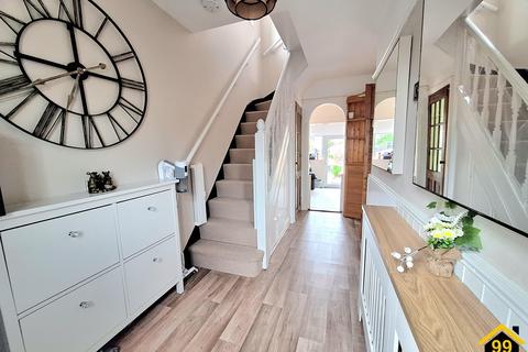 undefined, The Crescent, Newton, Cheshire West, CH2