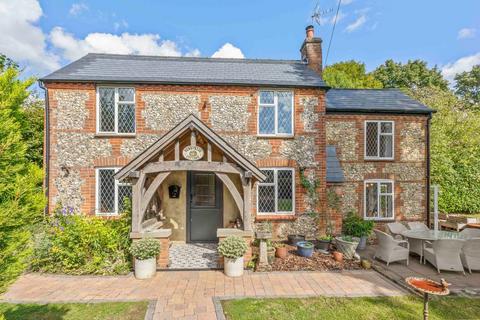 undefined, Amersham HP7