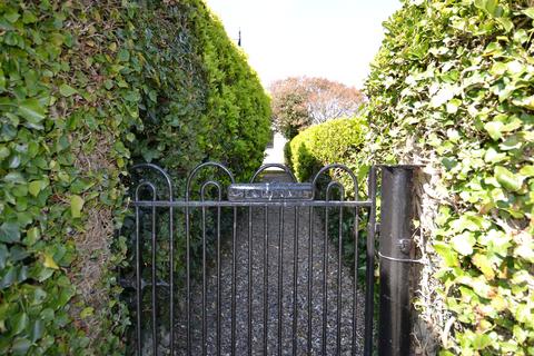 undefined, The Front, St. Margarets Bay CT15