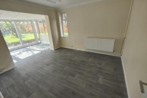 4 bedroom detached house to rent, Holyhead Road, Coundon, Coventry, CV5