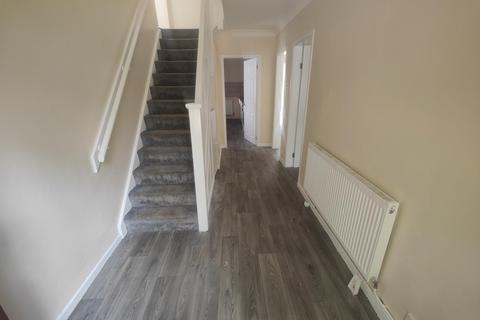 4 bedroom detached house to rent, Holyhead Road, Coundon, Coventry, CV5