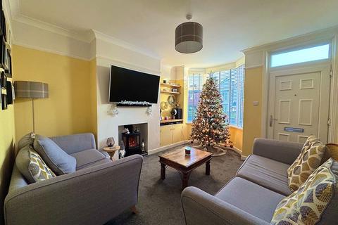 2 bedroom terraced house for sale, Leicester Road, Loughborough LE12